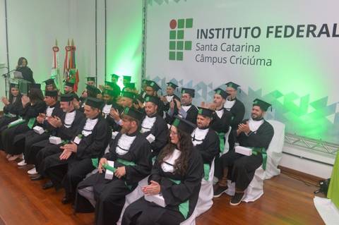 IFSC está com inscrições abertas para cursos técnicos em Edificações, Eletrotécnica e Meio Ambiente