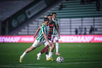 Rodada da Série B abre com duelo no Sul