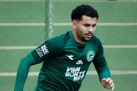 Criciúma anuncia novo lateral