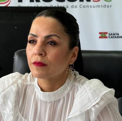 Pelo Estado Entrevista 19/08: Michele Alves Rebelo, diretora do Procon de Santa Catarina