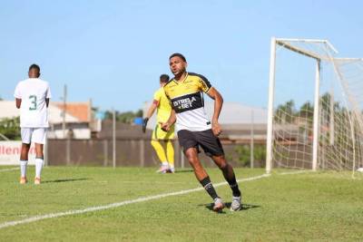 Werik Popó marca três vezes e o Criciúma vence o Goiás no Brasileirão de Aspirantes