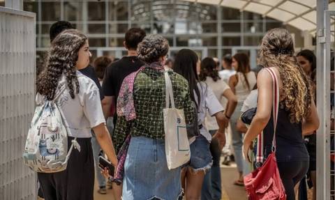 Participantes do Enem 2024 têm até quarta-feira para pagar taxa de inscrição 