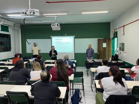 Entidades promovem curso gratuito de cuidador de idosos em Criciúma