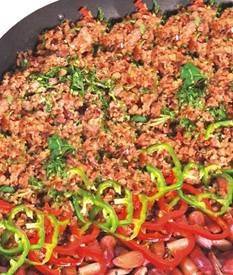 Paçoca de Pinhão com Paleta Suína