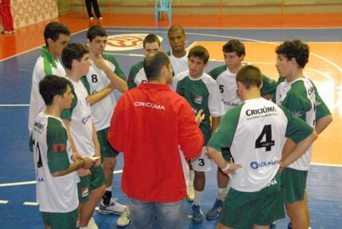 Festa para o vôlei masculino da FME