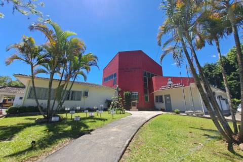 Prefeitura de Urussanga abre processo seletivo para profissionais da educação