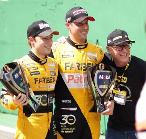 Equipe Farben conclui temporada da Porsche Cup a apenas um ponto do bicampeonato