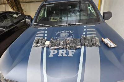 PRF apreende em Santa Catarina centenas de ampolas de remédio para emagrecimento