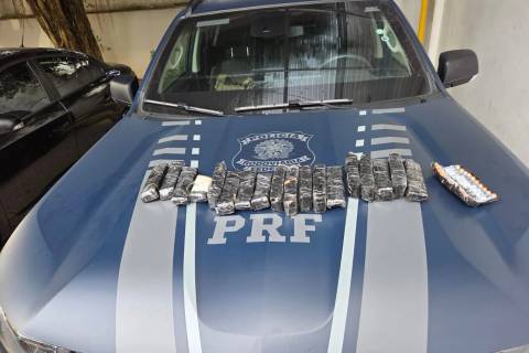 PRF apreende em Santa Catarina centenas de ampolas de remédio para emagrecimento