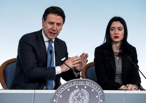 Escolas e universidades italianas fechadas até dia 15 de março