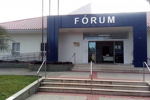 Audiência inteiramente em inglês soluciona questão judicial de ganês em Forquilhinha