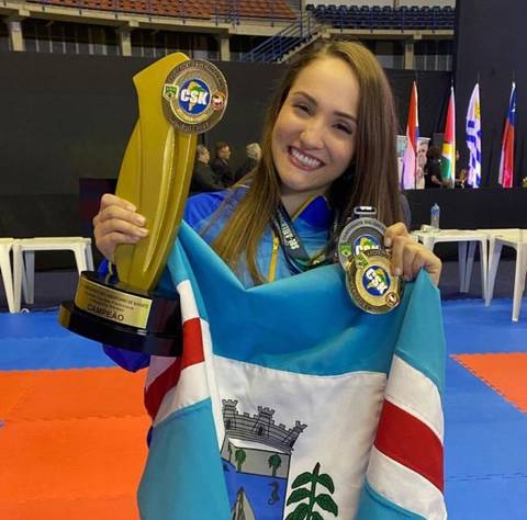 Atleta de Içara, Sabrina Pereira disputa o Campeonato Pan-Americano de Karatê