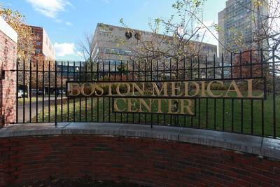 Hospital de Boston testa hidroxicloroquina em pacientes com coronavírus