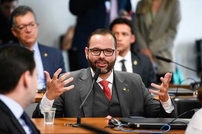  Entrevista: Seif quer mobilizar setor pesqueiro contra proibições na pesca da tainha 
