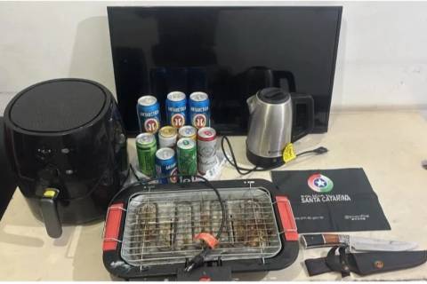 Jovem é preso por furtar carnes, bebidas e churrasqueira de residência