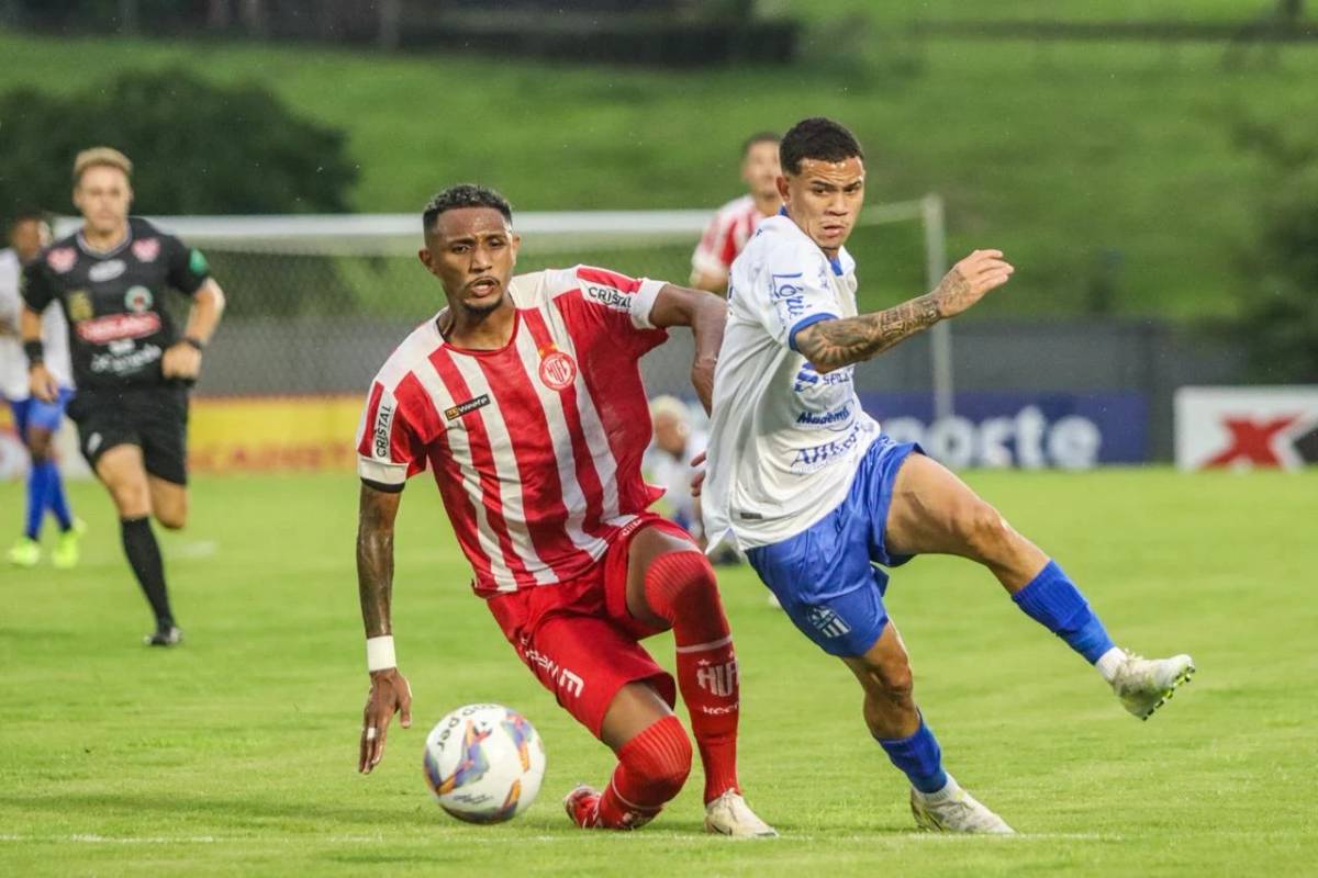Técnico do Caravaggio revela emoção com a primeira vitória no Estadual: “lágrima de gratidão” — foto 1