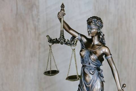 MPSC apresenta denúncia contra homem que estuprava filhas menores de idade e armazenava pornografia 