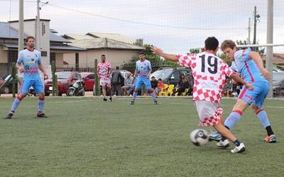 Pênaltis e goleada na definição dos finalistas da Copa Via Sports