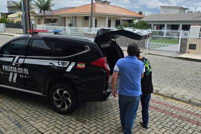 Morador de Balneário Rincão investigado em série de furtos é preso