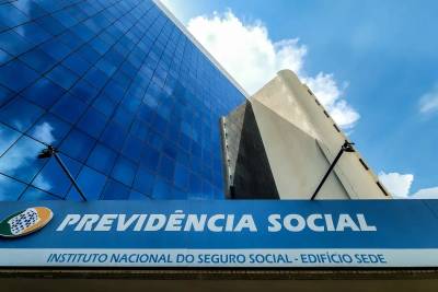 INSS atualiza regras e amplia lista de doenças que dispensam carência para 18 condições; veja lista