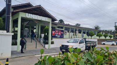 Unibave comunica suspensão de aulas presenciais nesta segunda-feira