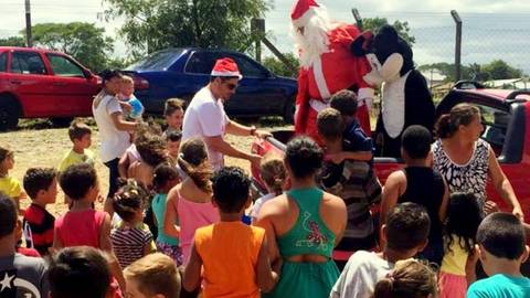 Bombeiros comunitários lançam campanha de Natal