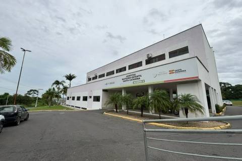 Secretário de Estado da Saúde fala sobre investimentos no HMISC e avalia troca de gestão em Criciúma