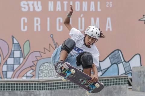 Aos 16 anos, Pedro Vita voa e conquista etapa do STU em Criciúma