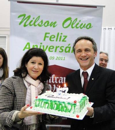 Prof. Nilson Olivo confraterniza Aniversário com familiares e amigos