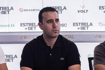 Executivo de futebol garante permanência de Jhonata Robert e detalha impasse com Sandry