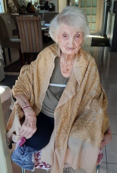 Nota de falecimento: Ana Savi Darós, aos 101 anos