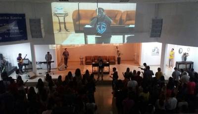 Igreja Quadrangular recebe André Valadão