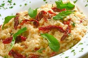 Risoto de Tomate seco e Rúcula 