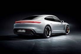 Em tempos de Tesla, Porsche visa implantar postos de carregamento no Brasil 