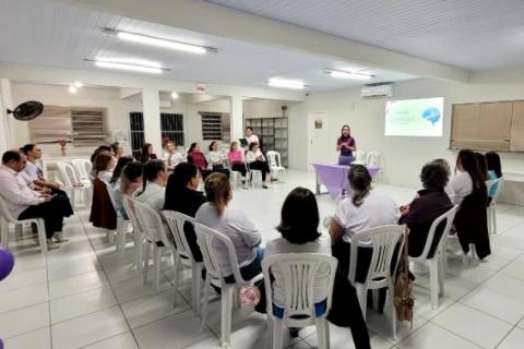 Morro da Fumaça realiza roda de conversa sobre fibromialgia