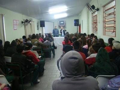 Sandro e Turatti participam de rodada de perguntas com estudantes