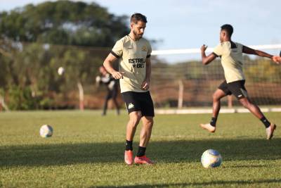 Criciúma divulga a lista de relacionados para a estreia na Copa do Brasil