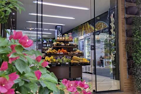 De hortifruti a higiene pessoal, conheça a Quitanda: o único mercado saudável da região!