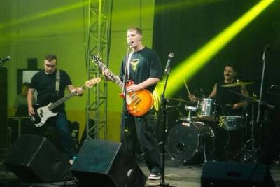 De carta ao pop punk: Hero aposta em som autoral no Sul de SC