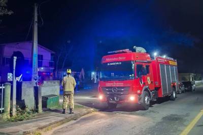 Trabalhador é encaminhado ao hospital após sofrer queda em laje