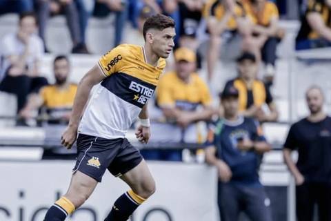 Ex-zagueiro do Criciúma é anunciado por clube paulista