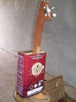 Sucata vira instrumento musical