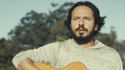 Jorge Nando lança o clipe de Seja Real