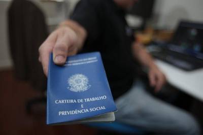 Mais de 100 vagas de emprego no Moniari Supermercados