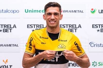 Lucas Dias encara nova chance de subir à Série A: 'Bati na trave duas vezes'