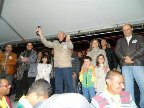  Evandro e Fernando fazem comício de encerramento de campanha