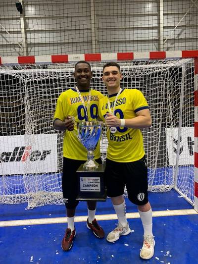 Criciumenses são campeões invictos no Campeonato Sul-Centro Americano, na Argentina