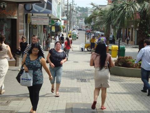 Criciumenses começam a escolher seu candidato a vereador 