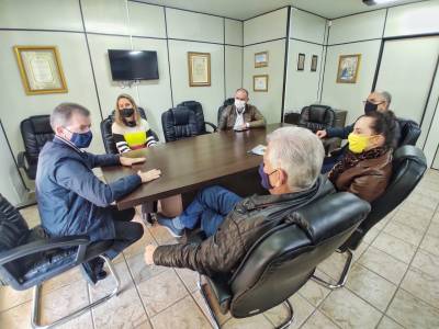 Prefeitura e Unesc discutem instalação de polo de educação em Nova Veneza