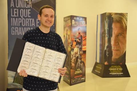 Maior colecionador de ingressos de cinema é de Tubarão